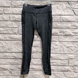 TKO floral design blue and black leggings